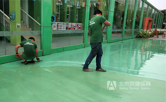 金寶幼兒園塑膠地面鋪裝現場圖