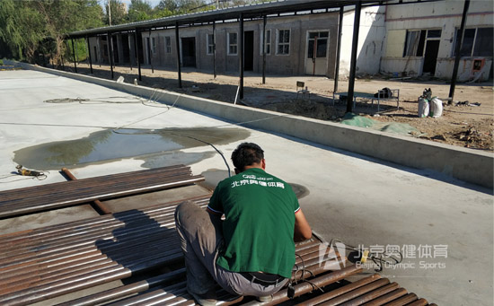 球場圍網施工現場