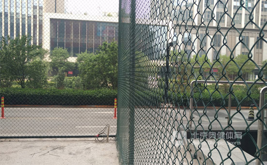 網球場圍網高度