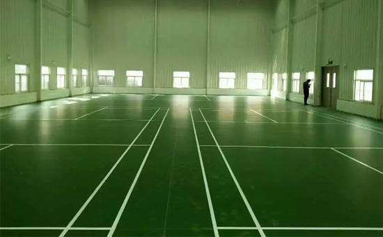 羽毛球場地膠如何保養