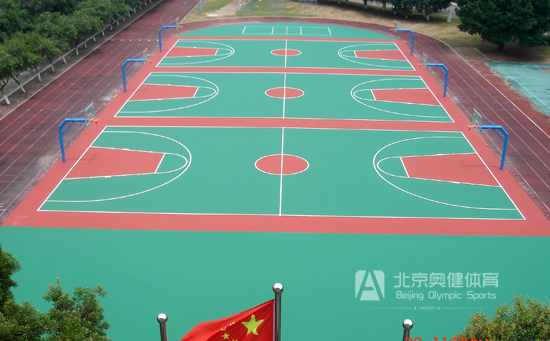 學校塑膠籃球場圖片